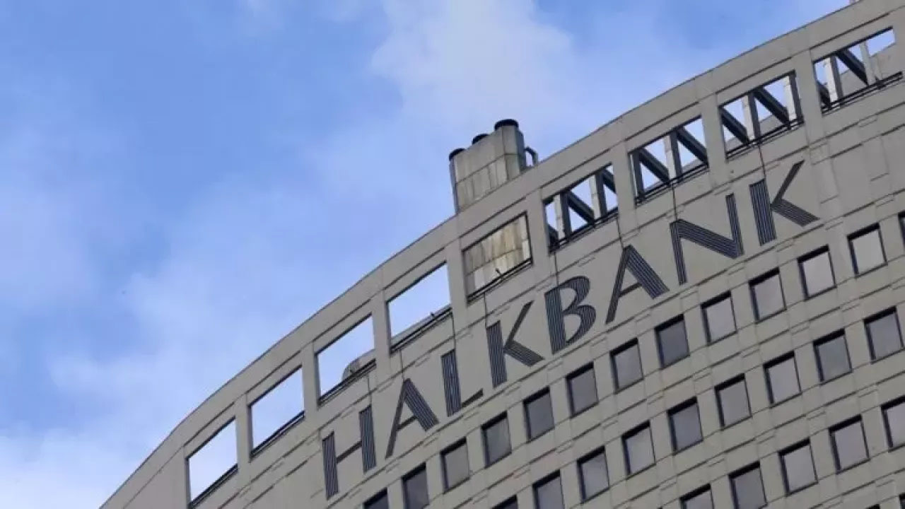halkbank-3.jpg
